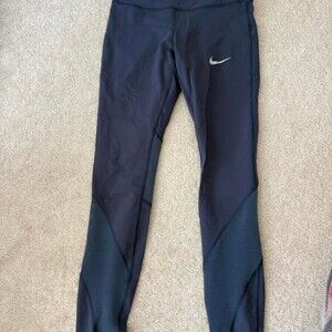 Nike Women's Black and Navy Leggings